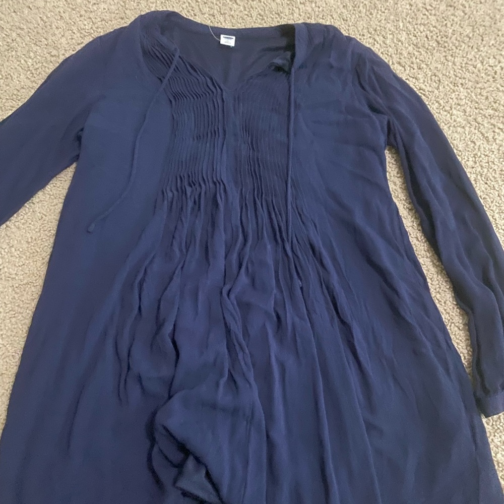 navy blouse